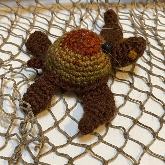 Crochet Brown & Rust Lava Bead Essential Oil Diffuser Sea Turtle Ornament SK - Picture 4 of 5